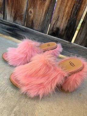 UGGs Womens Rosa Fluff Heels Size:9